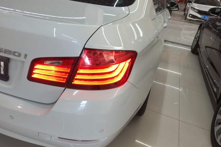 Used BMW 5 Series 2015 520i Elegant Edition Right Rear Taillight