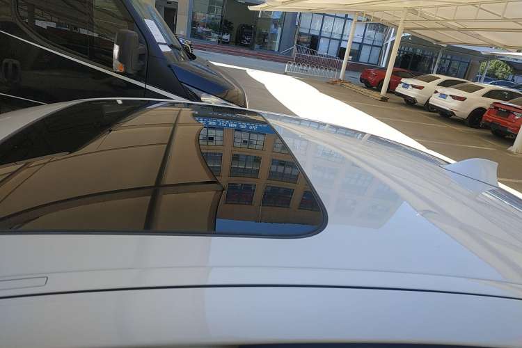 Used BMW 5 Series 2015 520i Elegant Edition Roof