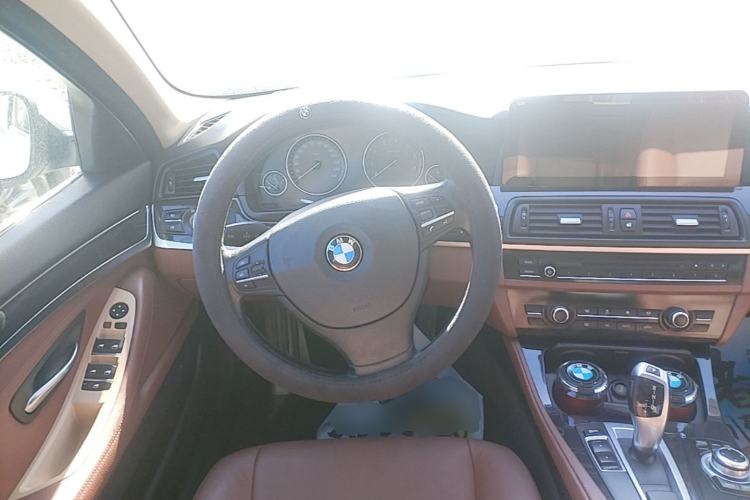 Used BMW 5 Series 2015 520i Elegant Edition Steering Wheel