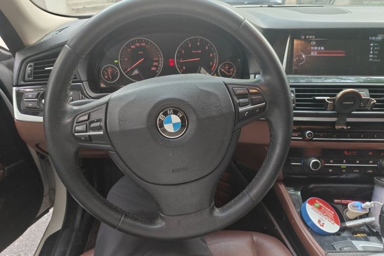 Used BMW 5 Series 2015 520i Elegant Edition Steering Wheel