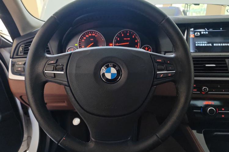 Used BMW 5 Series 2015 520i Elegant Edition Steering Wheel