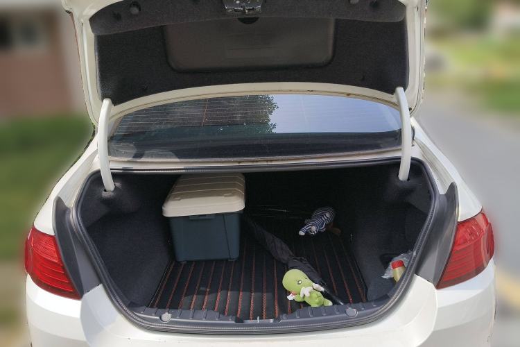 Used BMW 5 Series 2015 520i Elegant Edition Trunk