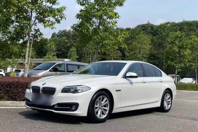 Used BMW 5 Series 2015 520i Elegant Edition