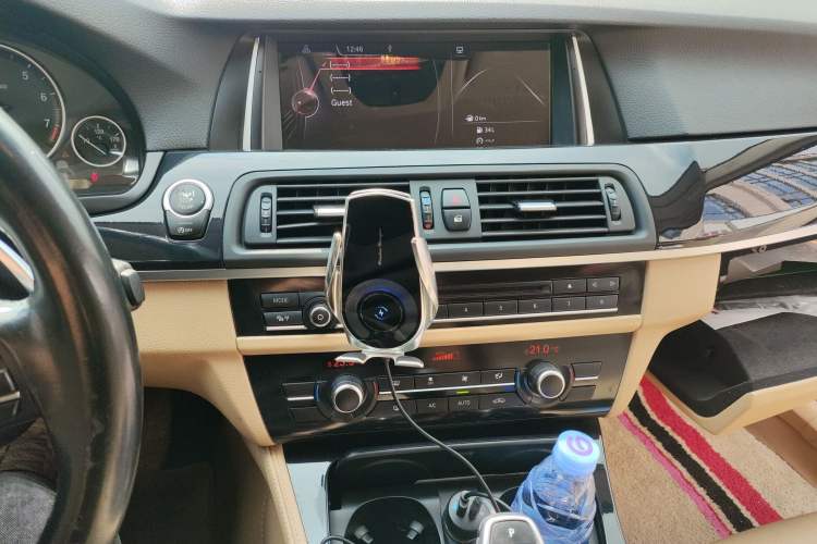 Used BMW 5 Series 2016 528i 2.0T Automatic Transmission Middle East Audio And AC Panel
