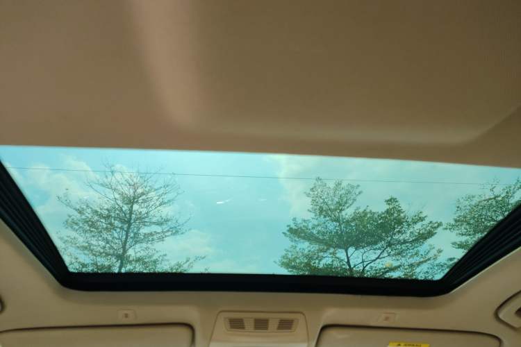 Used BMW 5 Series 2016 528i 2.0T Automatic Transmission Middle East Headliner