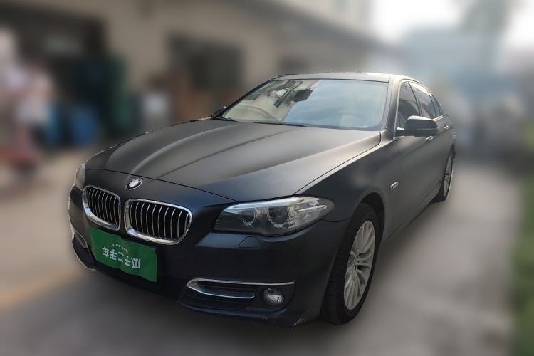 Used BMW 5 Series 2017 525Li Luxury Design Package Guazi used car, China used car export, Used car for sale, Used cars, Cheapest cars for sale
