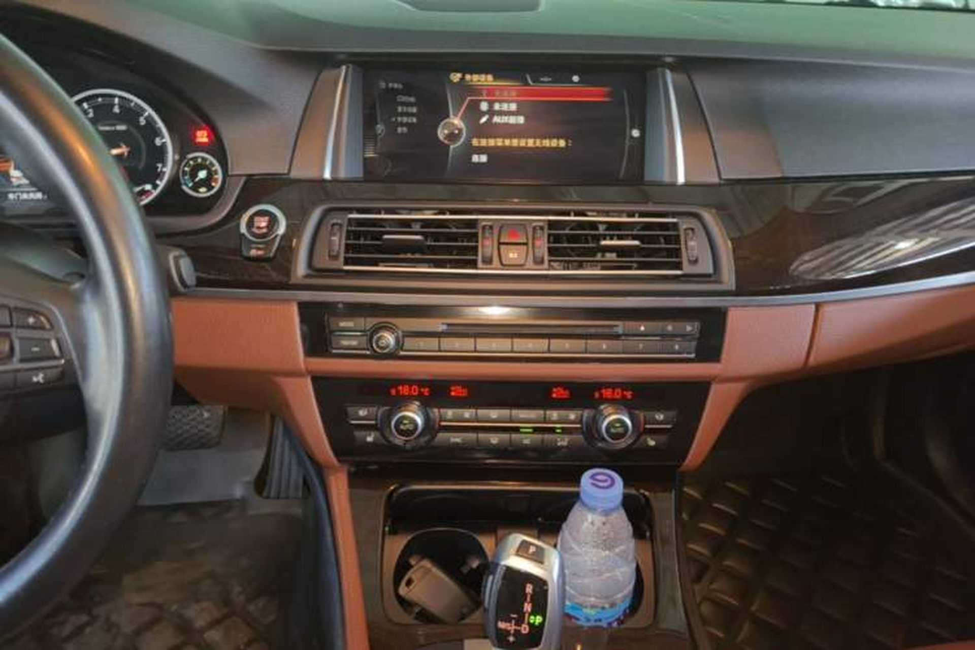 Used BMW 5 Series 2017 528Li Leading Model Audio And AC Panel