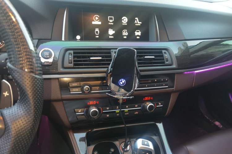 Used BMW 5 Series 2017 525Li Luxury Design Package Audio And AC Panel