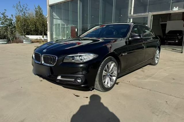 Ojetý BMW 5 Series 2017 525Li Leading Model