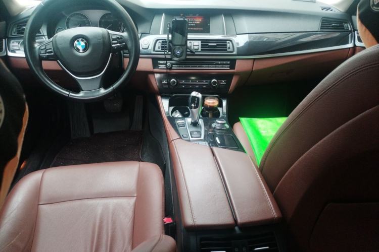 Used BMW 5 Series 2017 520Li Elegant Edition Center Console