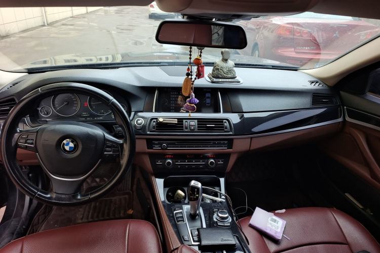 Used BMW 5 Series 2017 520Li Elegant Edition Center Console