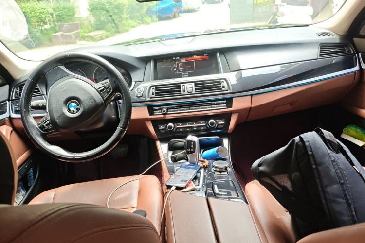 Used BMW 5 Series 2017 520Li Elegant Edition Center Console