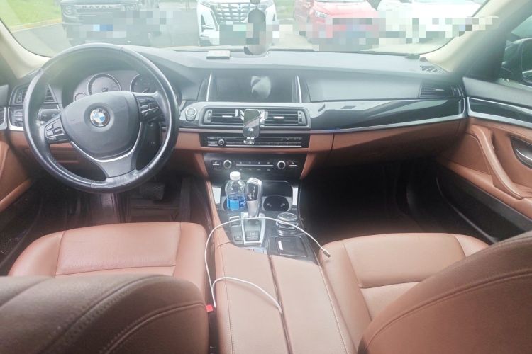 Used BMW 5 Series 2017 520Li Elegant Edition Center Console