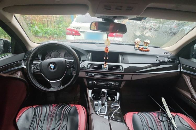 Used BMW 5 Series 2017 525Li Luxury Design Package Center Console