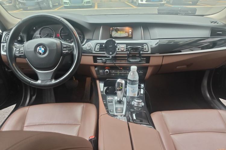 Used BMW 5 Series 2017 520Li Elegant Edition Center Console