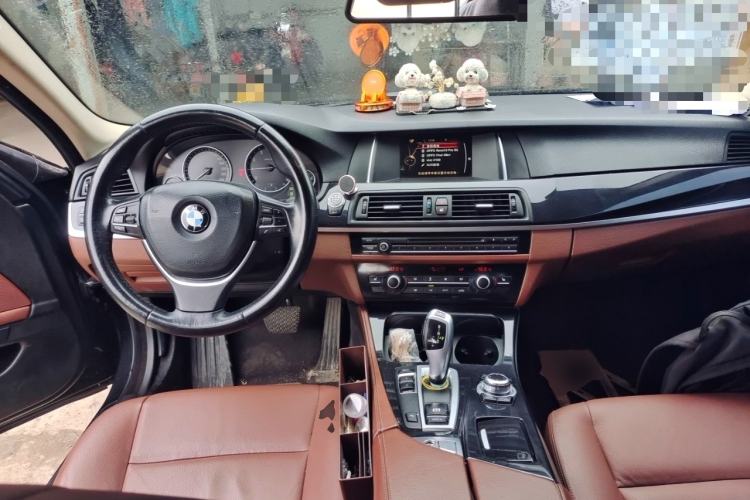 Used BMW 5 Series 2017 520Li Elegant Edition Center Console