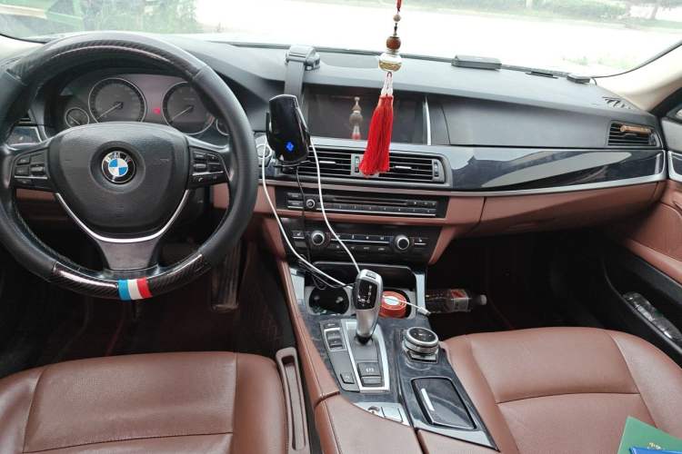 Used BMW 5 Series 2017 520Li Elegant Edition Center Console