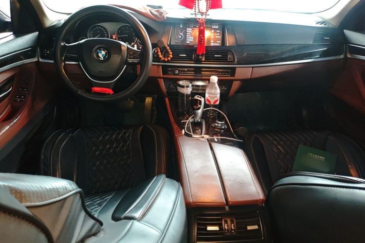 Used BMW 5 Series 2017 525Li Leading Model Center Console