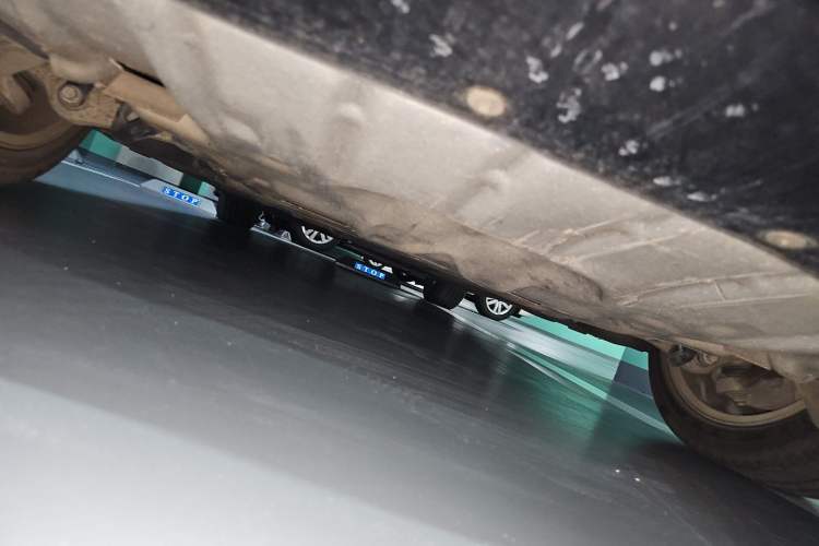 Used BMW 5 Series 2017 525Li Leading Model Chassis Front