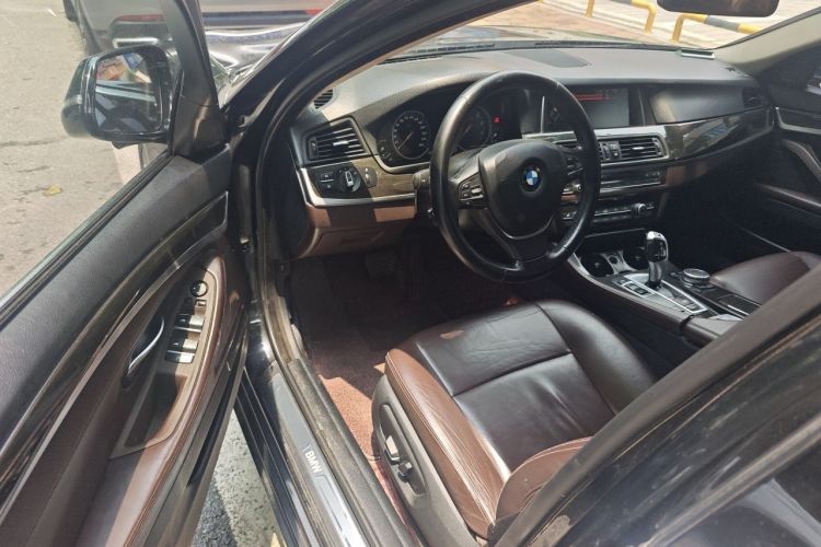 Used BMW 5 Series 2017 525Li Luxury Design Package Driver Seat