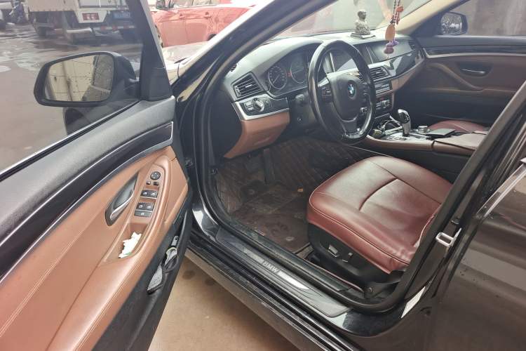 Used BMW 5 Series 2017 520Li Elegant Edition Driver Seat