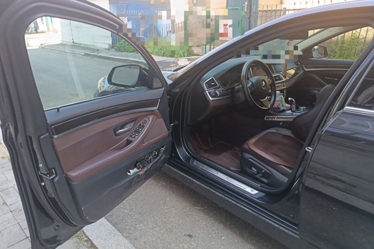 Used BMW 5 Series 2017 525Li Luxury Design Package Driver Seat