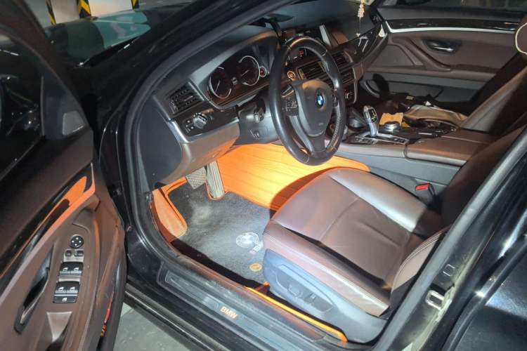 Used BMW 5 Series 2017 525Li Luxury Design Package Driver Seat