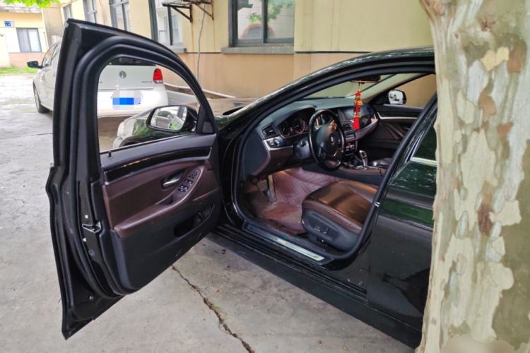 Used BMW 5 Series 2017 525Li Luxury Design Package Driver Seat