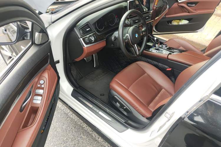 Used BMW 5 Series 2017 525Li Leading Model Driver Seat