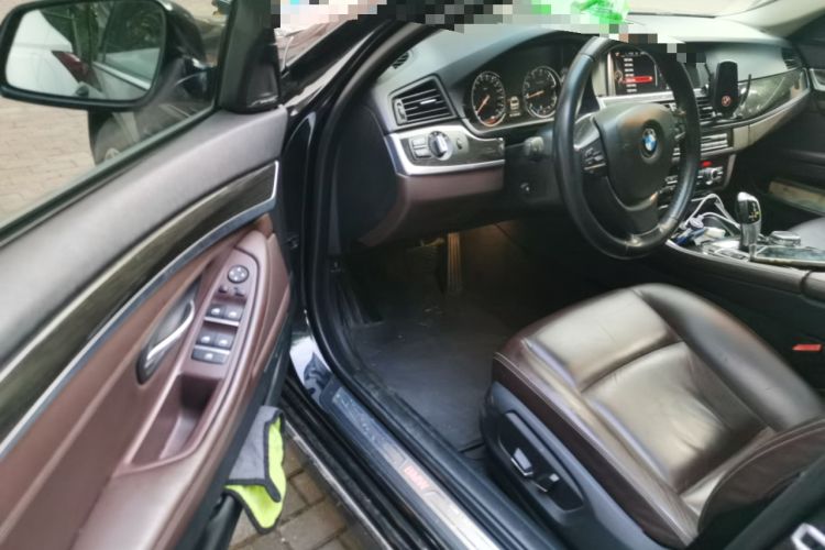 Used BMW 5 Series 2017 525Li Luxury Design Package Driver Seat