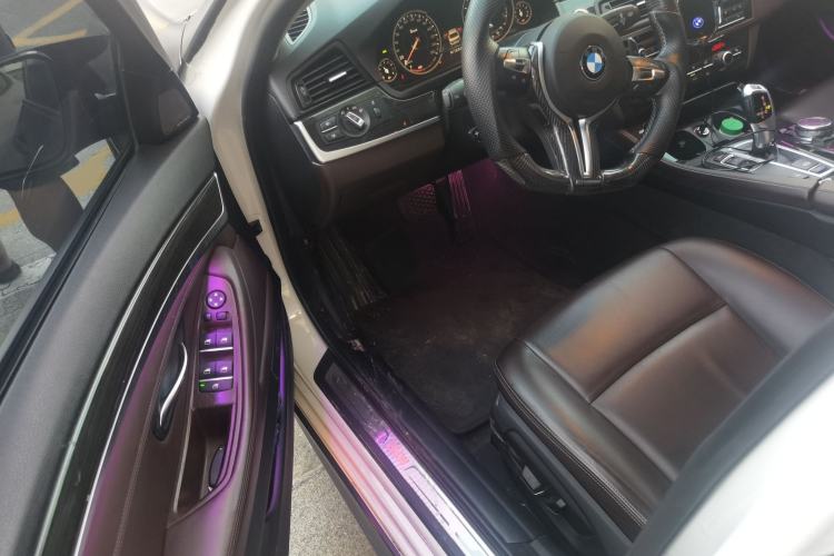 Used BMW 5 Series 2017 525Li Luxury Design Package Driver Seat