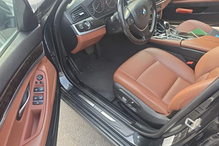 Used BMW 5 Series 2017 525Li Leading Model Driver Seat
