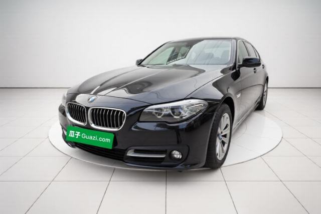 BMW 5 Series 2017 520Li Elegant Edition مستعملة