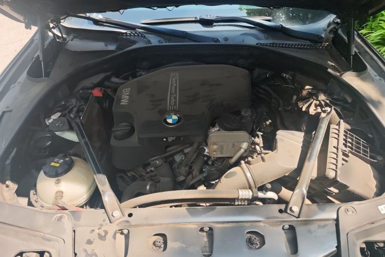Used BMW 5 Series 2017 525Li Luxury Design Package Engine Bay