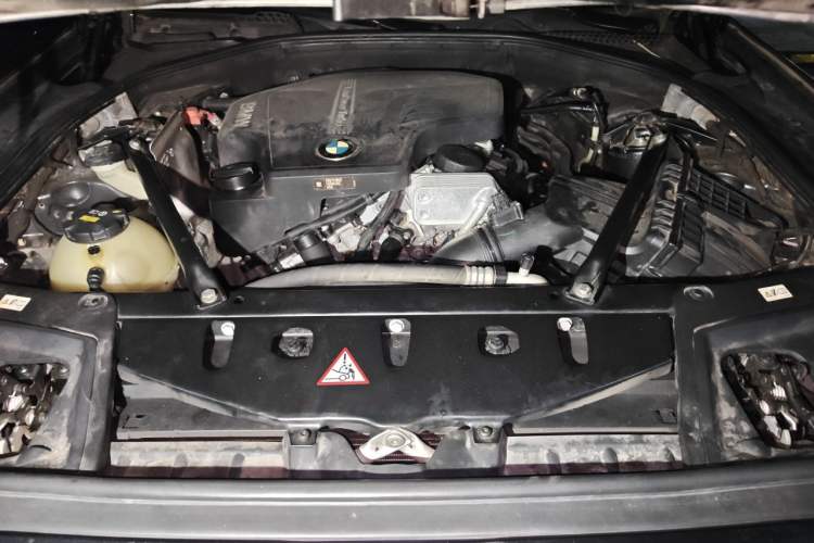 Used BMW 5 Series 2017 525Li Luxury Design Package Engine Bay