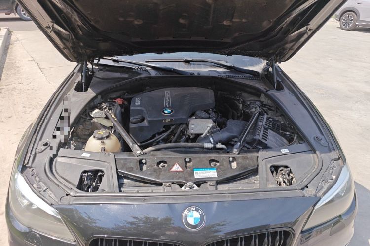 Used BMW 5 Series 2017 525Li Luxury Design Package Engine Bay