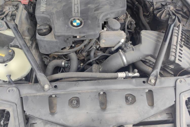 Used BMW 5 Series 2017 525Li Leading Model Engine Bay