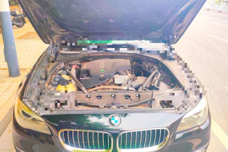 Used BMW 5 Series 2017 525Li Luxury Design Package Engine Bay