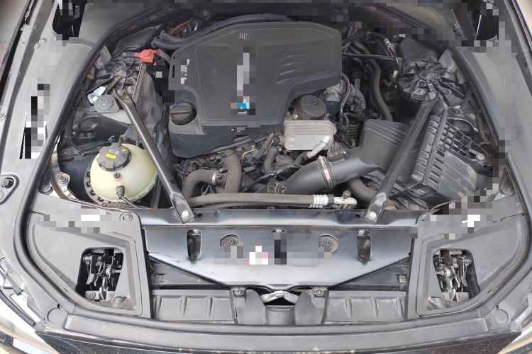 Used BMW 5 Series 2017 525Li Luxury Design Package Engine Bay