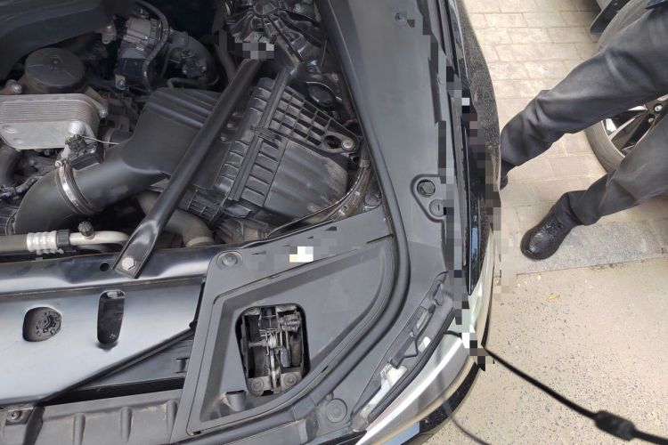 Used BMW 5 Series 2017 525Li Luxury Design Package Engine Bay Left