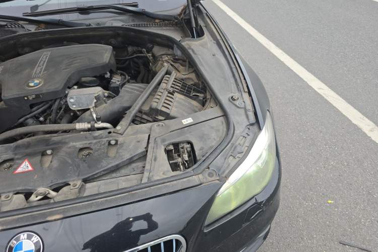 Used BMW 5 Series 2017 525Li Leading Model Engine Bay Left