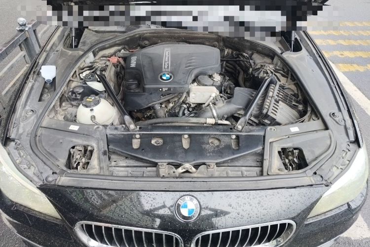 Used BMW 5 Series 2017 525Li Luxury Design Package Engine Bay