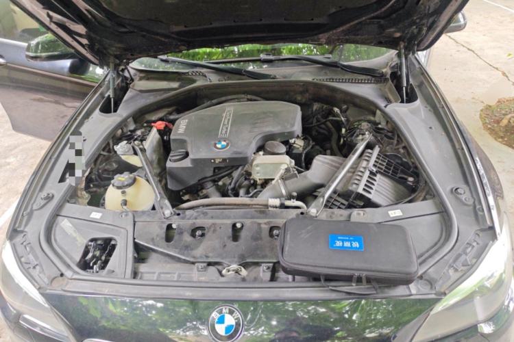 Used BMW 5 Series 2017 525Li Luxury Design Package Engine Bay