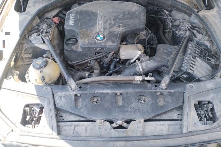 Used BMW 5 Series 2017 525Li Leading Model Engine Bay