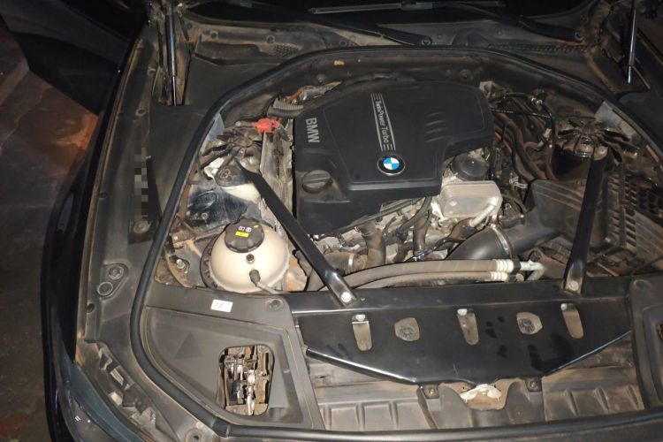 Used BMW 5 Series 2017 525Li Luxury Design Package Engine Bay Right