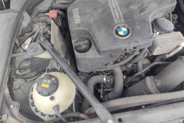 Used BMW 5 Series 2017 525Li Leading Model Engine Bay Right