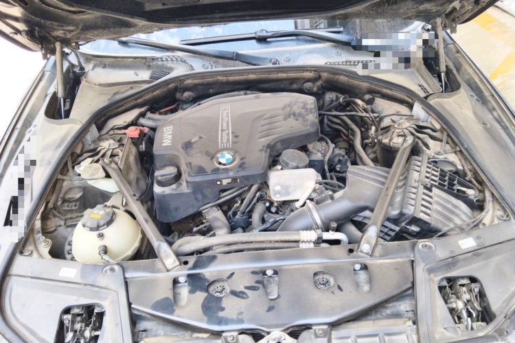 Used BMW 5 Series 2017 525Li Luxury Design Package Engine Bay