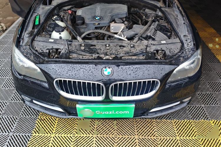 Used BMW 5 Series 2017 525Li Leading Model Engine Bay