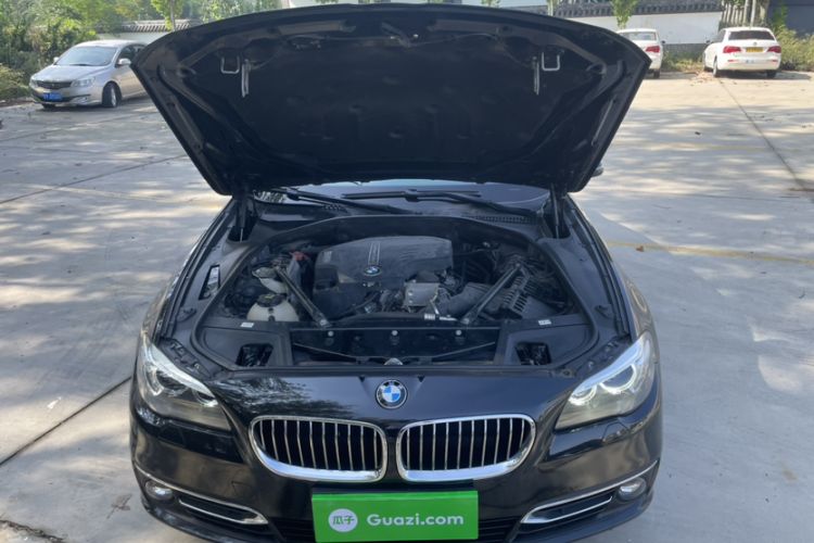 Used BMW 5 Series 2017 525Li Luxury Design Package Engine Bay