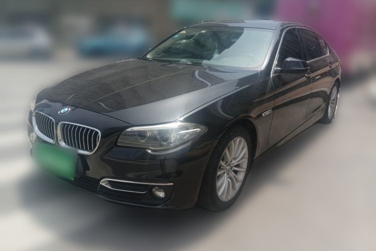 Used BMW 5 Series 2017 525Li Luxury Design Package Guazi used car, China used car export, Used car for sale, Used BMW cars, Cheapest cars for sale